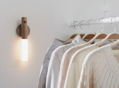 Serennest Wooden Wall Light